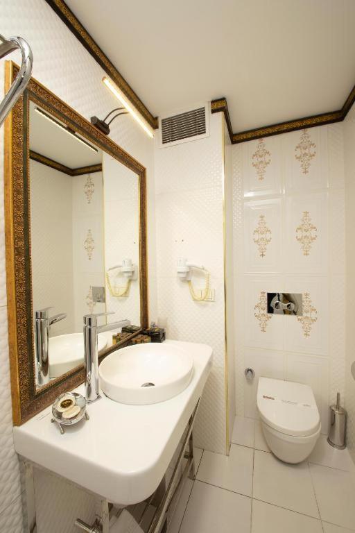 Phosphorion Hotel Istanbul Luaran gambar Bathroom