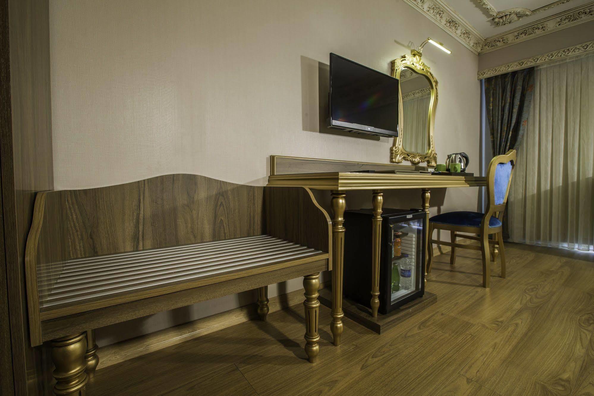 Phosphorion Hotel Istanbul Luaran gambar A room at the hotel