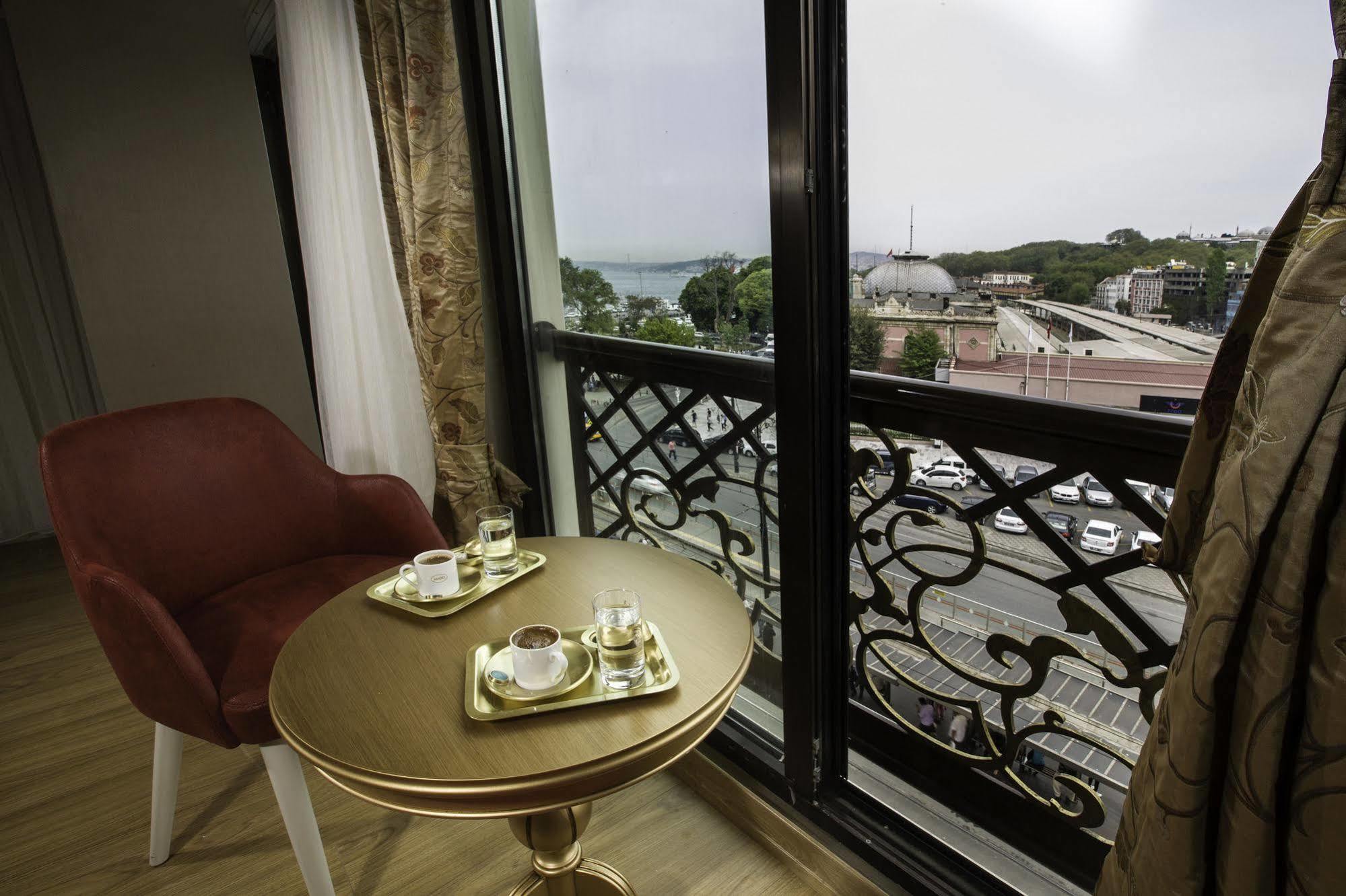 Phosphorion Hotel Istanbul Luaran gambar A room at the hotel